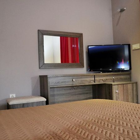 Ritsas Hotel Tolón Eksteriør bilde