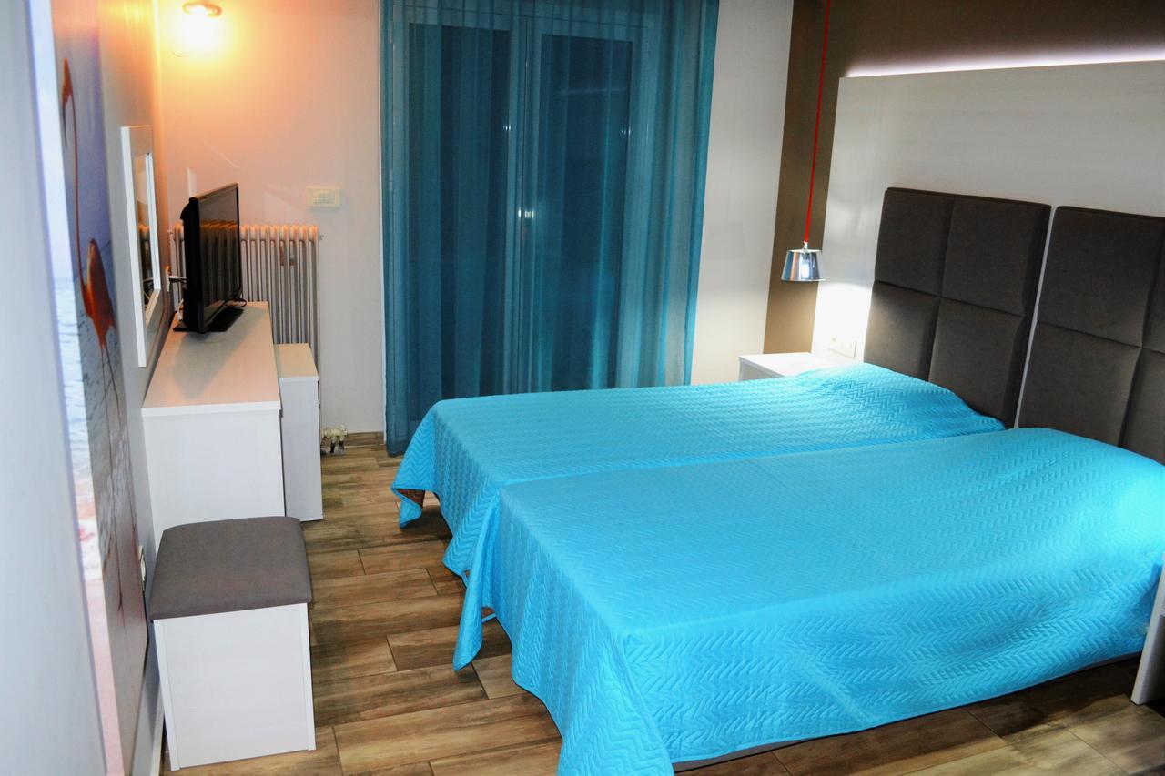 Ritsas Hotel Tolón Eksteriør bilde